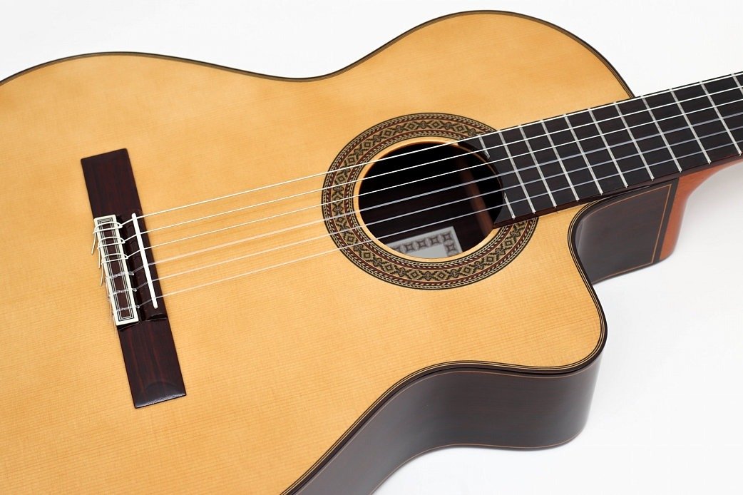 Электроклассическая гитара Esteve 7CE SP