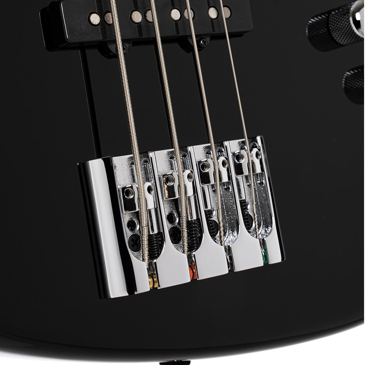 Бас-гитара Cort NJS4-BK Elrick NJS Series