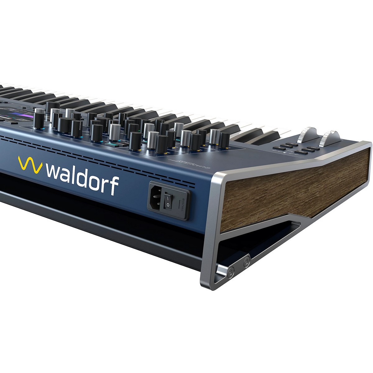 Синтезатор Waldorf Quantum MK2